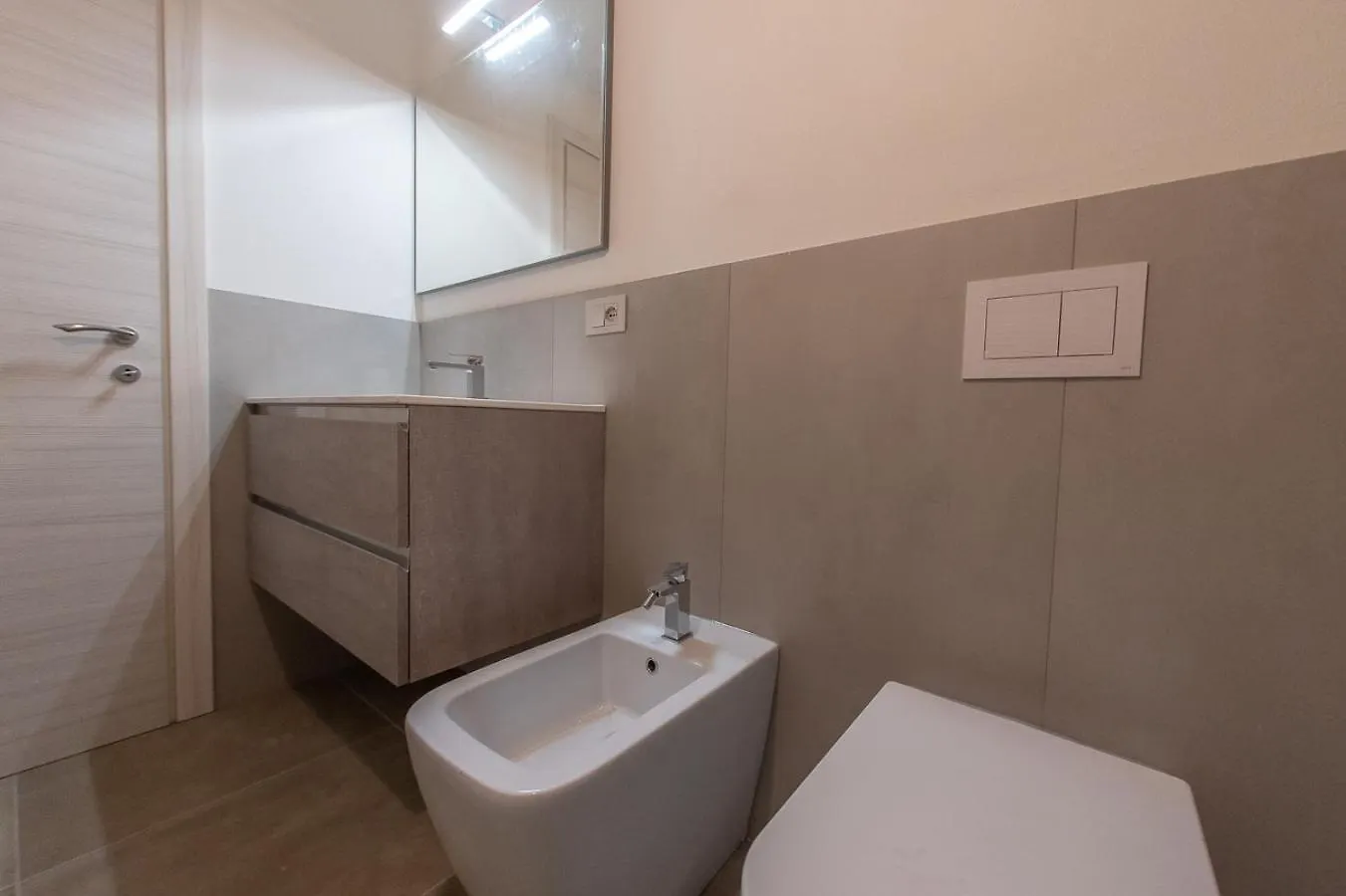 Casa Grotti: Charm & Comfort Vicino Al Mare Capezzano Pianore